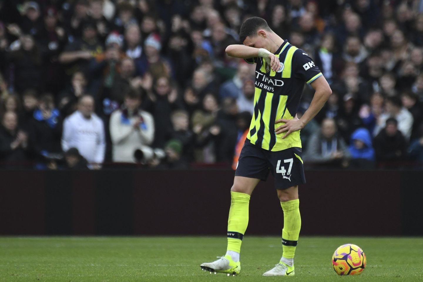 Man City loses again in 2-1 defeat to Aston Villa