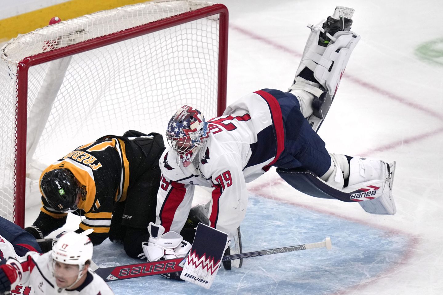 Bruins beat Capitals, hold Washington to season-low 11 shots