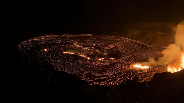 Hawaii’s Kilauea volcano sends lava gushing to the surface in latest eruption – follow live