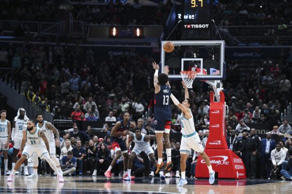 Jordan Poole's 3-pointer with 8.1 seconds left lifts Wizards to a 113-110 win over Hornets