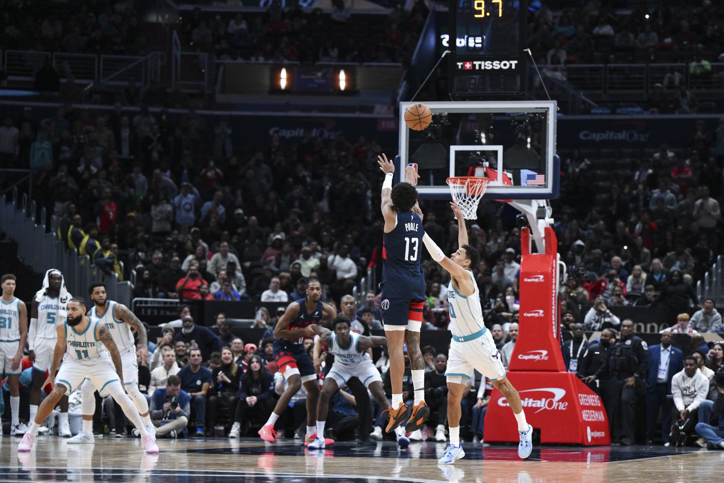 Jordan Poole's 3-pointer with 8.1 seconds left lifts Wizards to a 113-110 win over Hornets Jordan Poole's 3-pointer with 8.1 seconds left lifts Wizards to a 113-110 win over Hornets