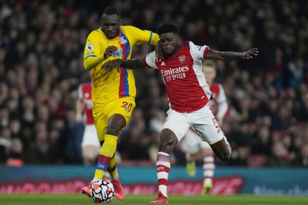 Benteke signs contract to keep him with D.C. United through at least 2025