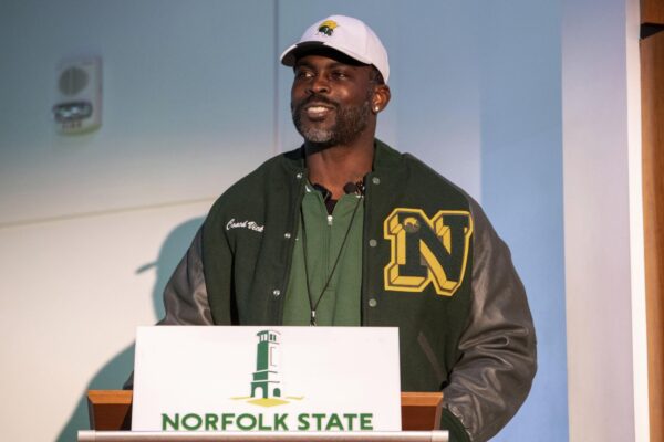 Whirlwind courtship brings Vick near home as Norfolk State's coach