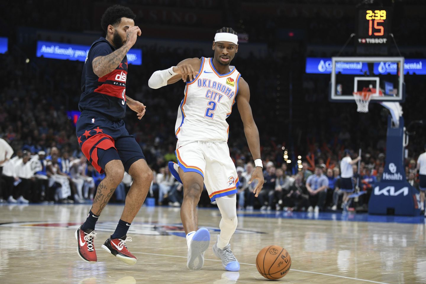 Shai Gilgeous-Alexander scores 41 in Thunder's 123-105 win over Wizards