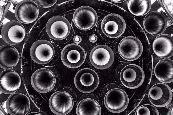 SpaceX’s holiday greetings involve a quirky rocket-engine nozzle dance