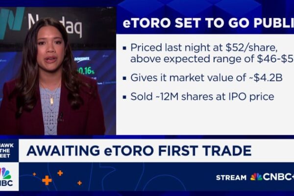 Stock trading app eToro IPOs, debuts on Nasdaq