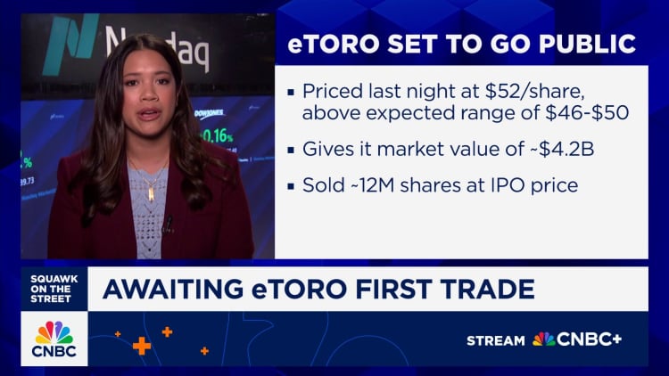 Stock trading app eToro IPOs, debuts on Nasdaq