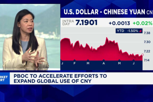 China doubles down on promoting yuan as confidence in U.S. dollar ebbs China doubles down on promoting yuan as confidence in U.S. dollar ebbs