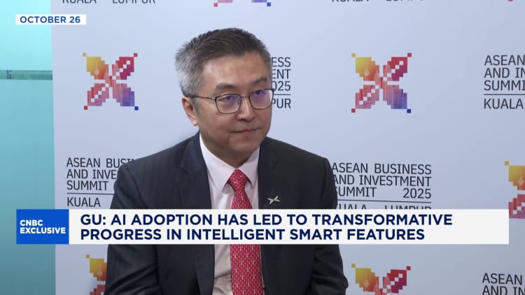 China’s Xpeng to launch robotaxis, humanoid robots with own AI chips